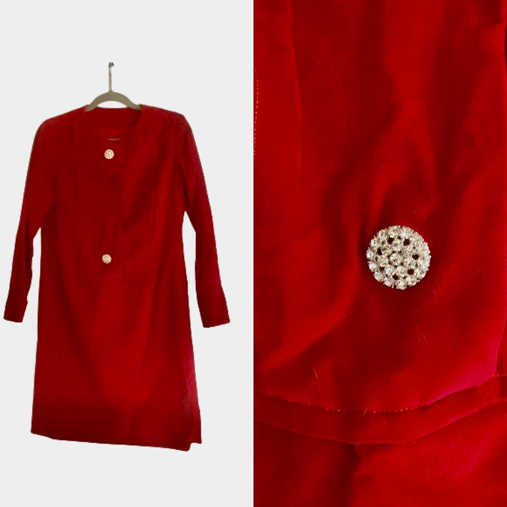 Red Velvet Dress // Mid Century 1960s Velveteen Holiday Fashion